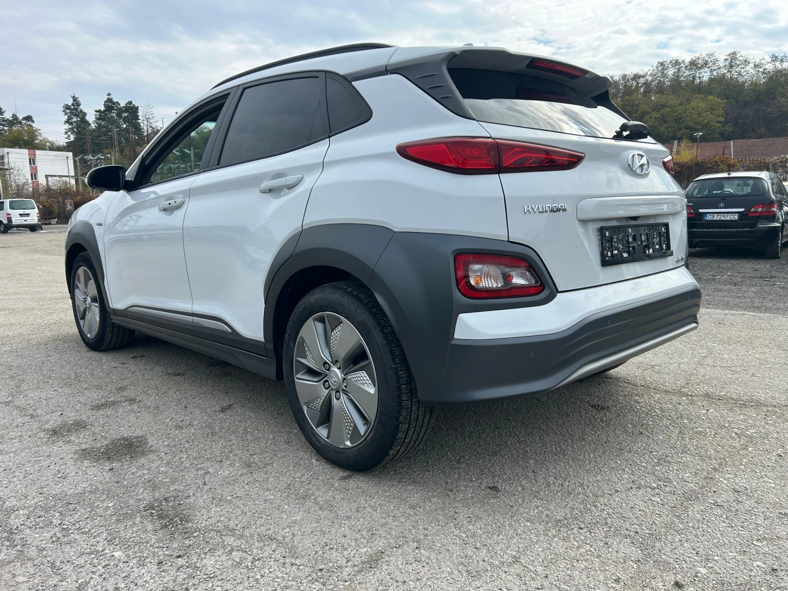 Hyundai Kona Електрик 64KW, снимка 4 - Автомобили и джипове - 56660026