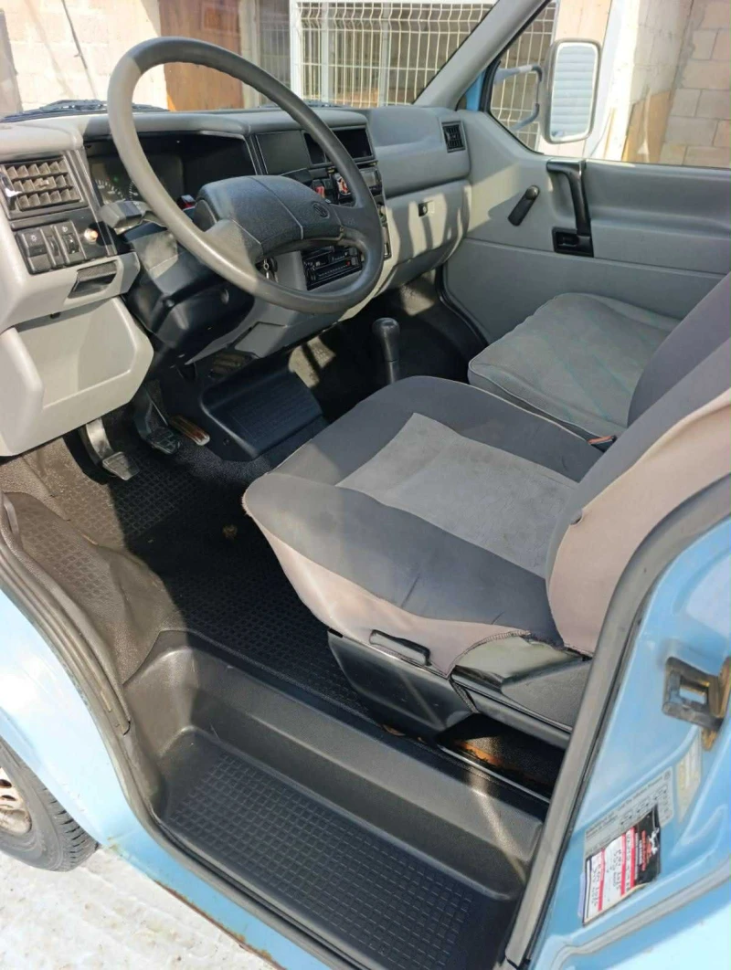 VW T4, снимка 9 - Бусове и автобуси - 53359076