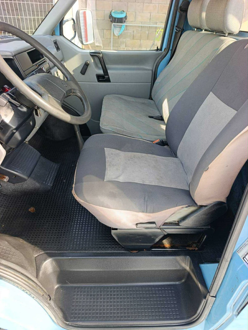 VW T4, снимка 7 - Бусове и автобуси - 53359076