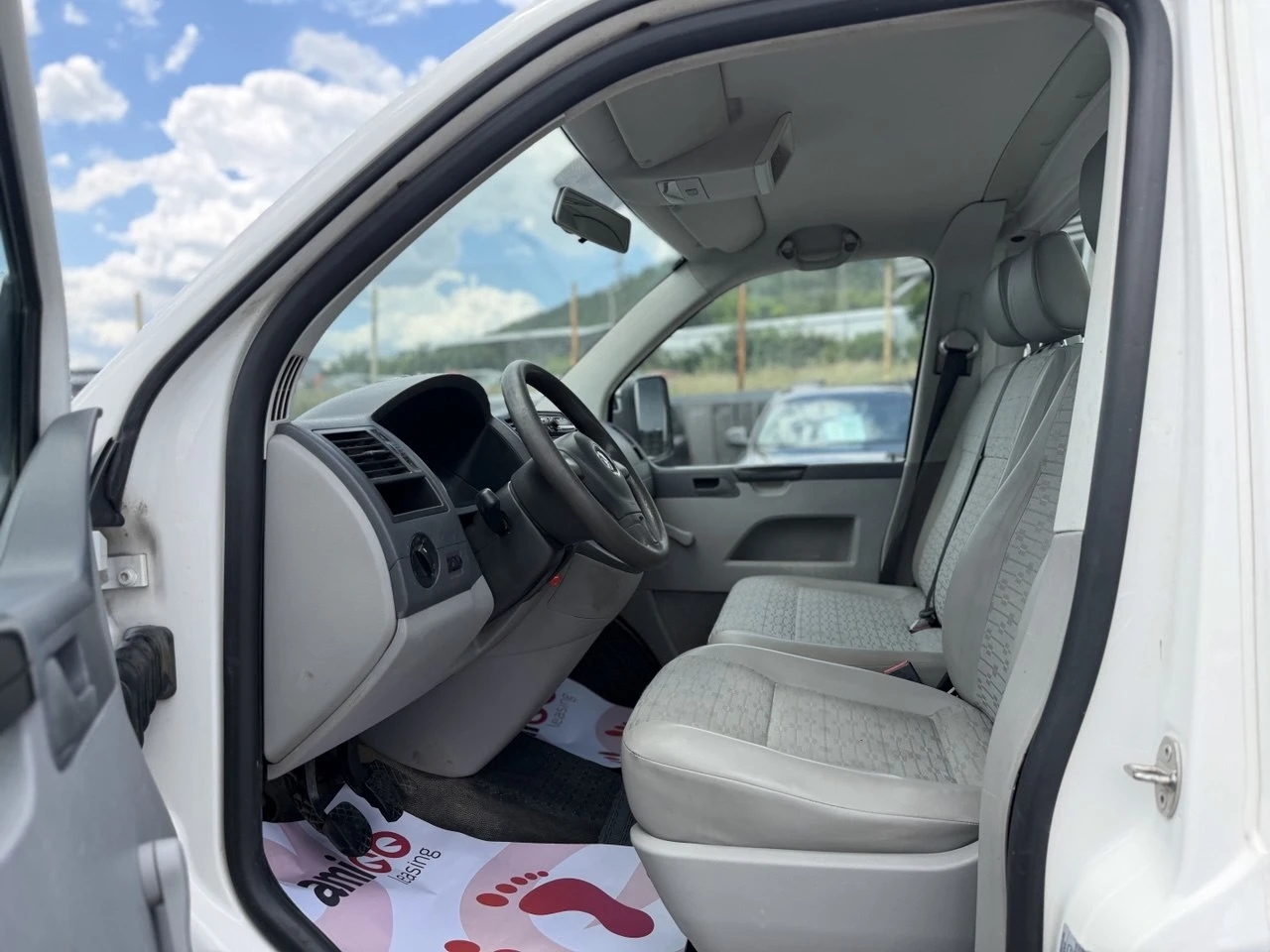 VW Transporter 2.0TDI , снимка 9 - Бусове и автобуси - 55196835