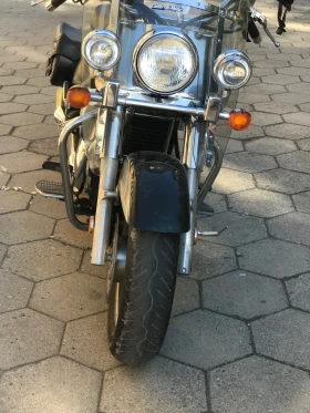 Suzuki Intruder, снимка 1