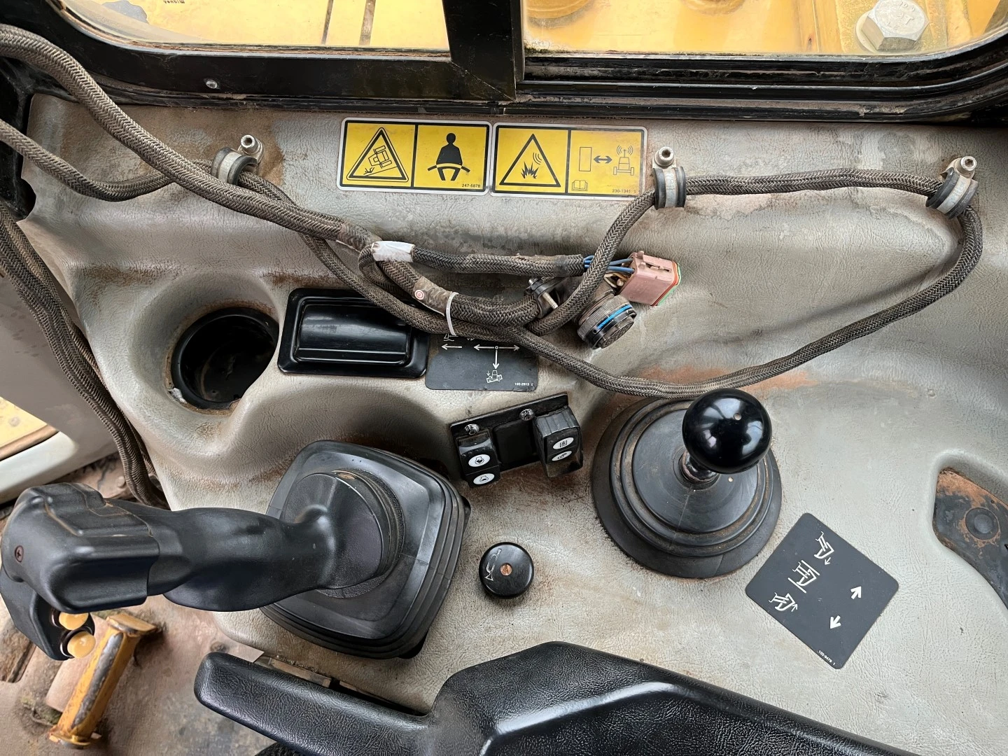  Cat D6T XL | Mobile.bg   17