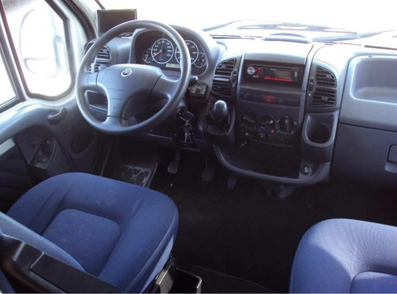 Кемпер Chausson Fiat, снимка 14 - Каравани и кемпери - 53845678