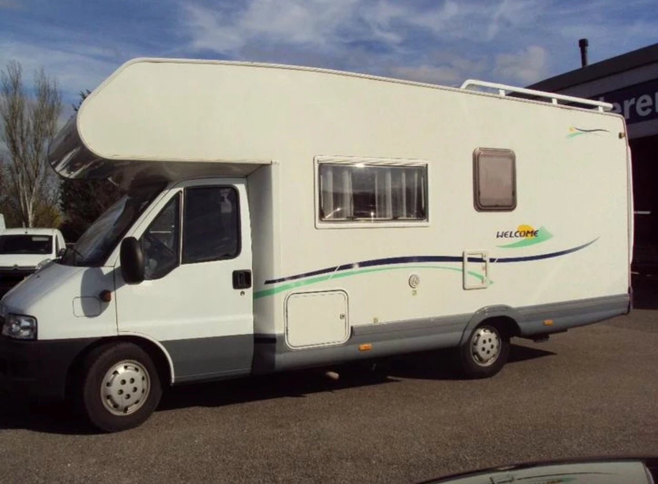 Кемпер Chausson Fiat, снимка 3 - Каравани и кемпери - 53845678