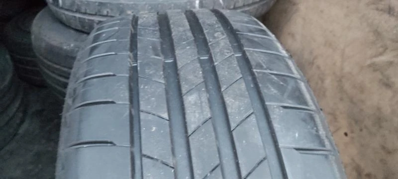 Гуми Летни 225/45R17, снимка 1 - Гуми и джанти - 35133974