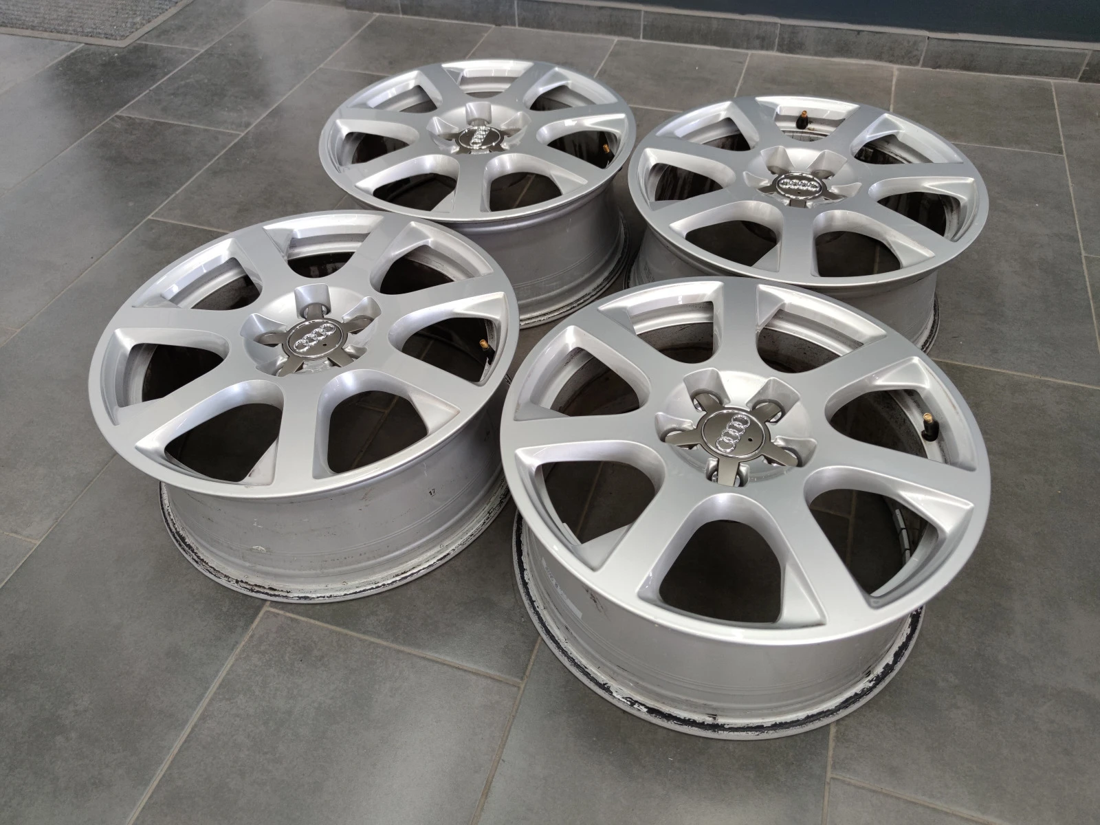   Audi | Mobile.bg   3