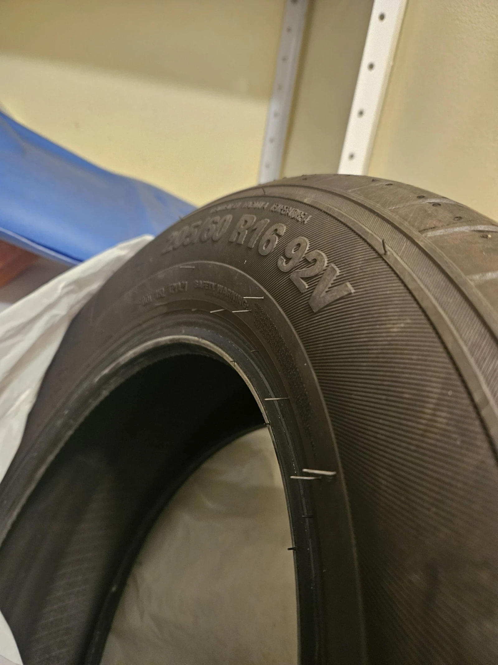 ���� 205/60R16 | Mobile.bg � ����������� 6