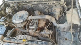 Nissan Pickup, снимка 11