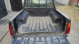 Nissan Pickup, снимка 7