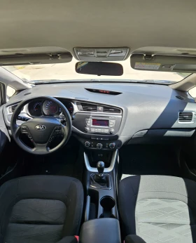 Kia Ceed 1.4i 100 к.с. LPG Закупена от Киа България, снимка 9