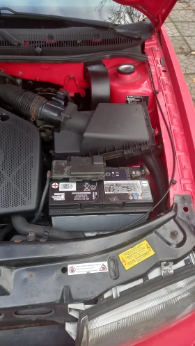 Skoda Octavia 1.6, 102 к.с., снимка 12