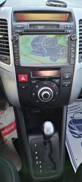 Kia Venga 1.6i автомат/нави, снимка 12