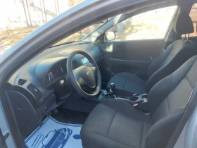 Hyundai I30 1.6 дизел комби , снимка 11