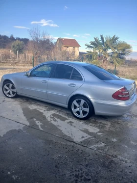 Mercedes-Benz E 220, снимка 5