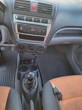 Kia Picanto 1.0i klima  | Mobile.bg    14