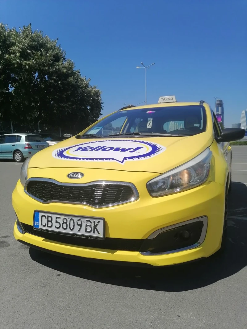 Kia Ceed, снимка 1 - Автомобили и джипове - 47581709