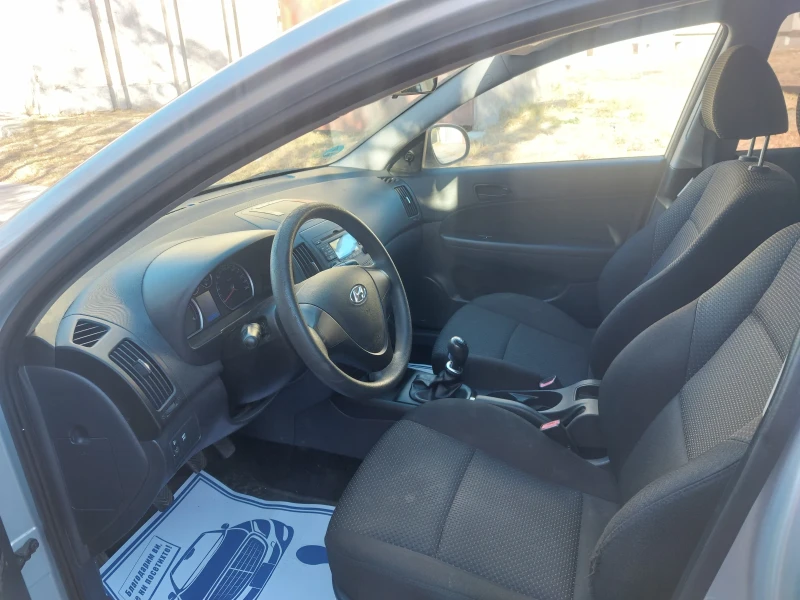 Hyundai I30 1.6 дизел комби , снимка 11 - Автомобили и джипове - 48009472