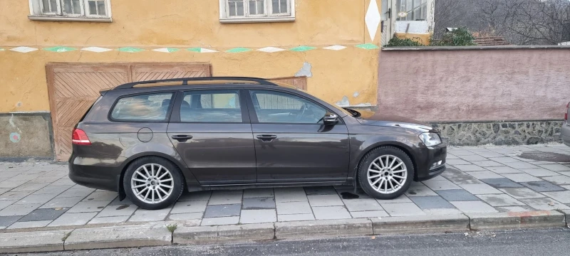 VW Passat, снимка 3 - Автомобили и джипове - 49390263