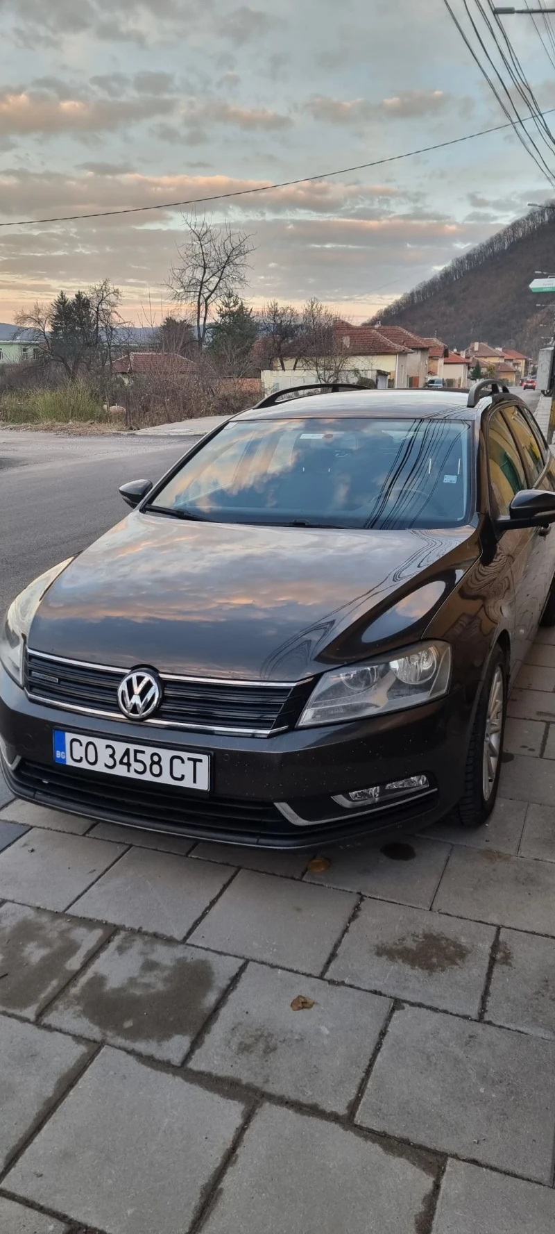 VW Passat, снимка 1 - Автомобили и джипове - 49390263