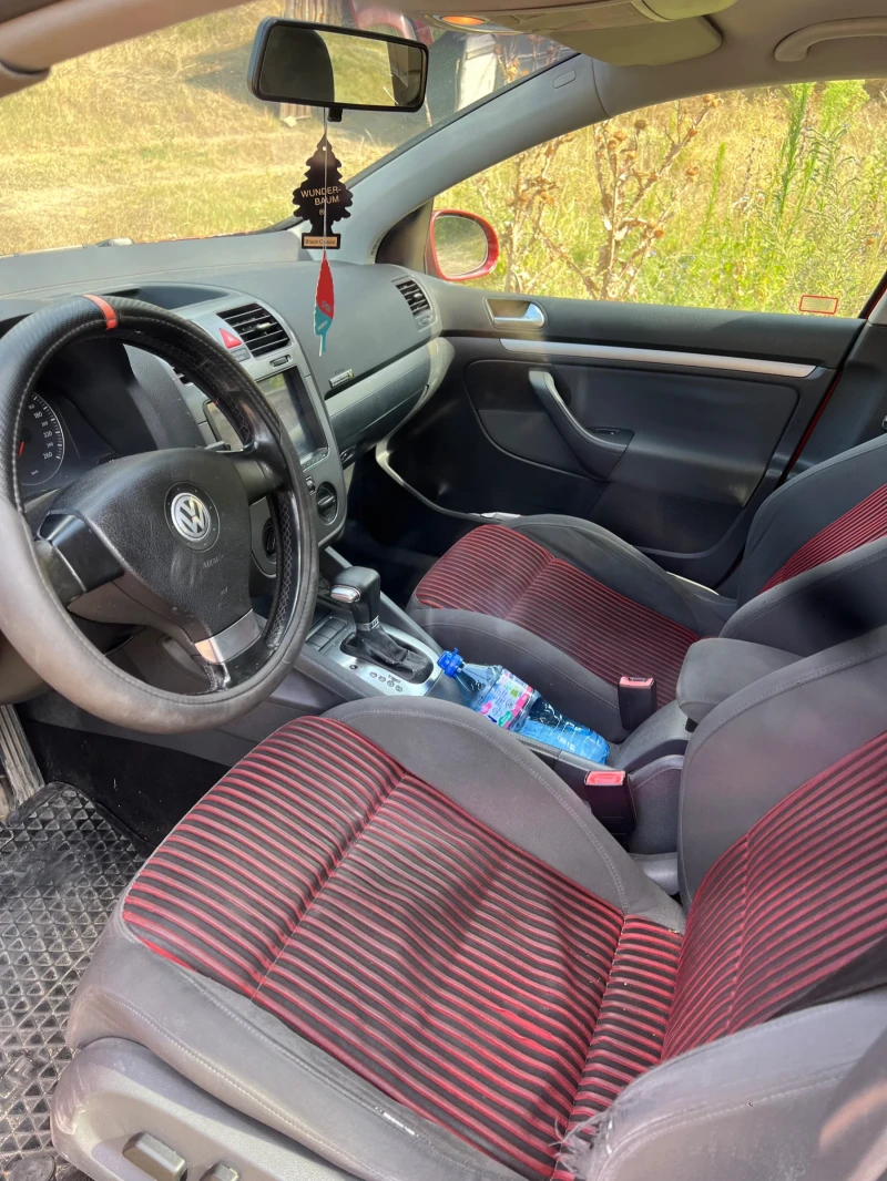 VW Golf, снимка 4 - Автомобили и джипове - 52871797