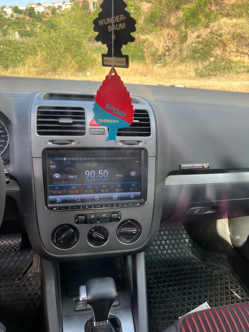 VW Golf, снимка 10 - Автомобили и джипове - 52871797