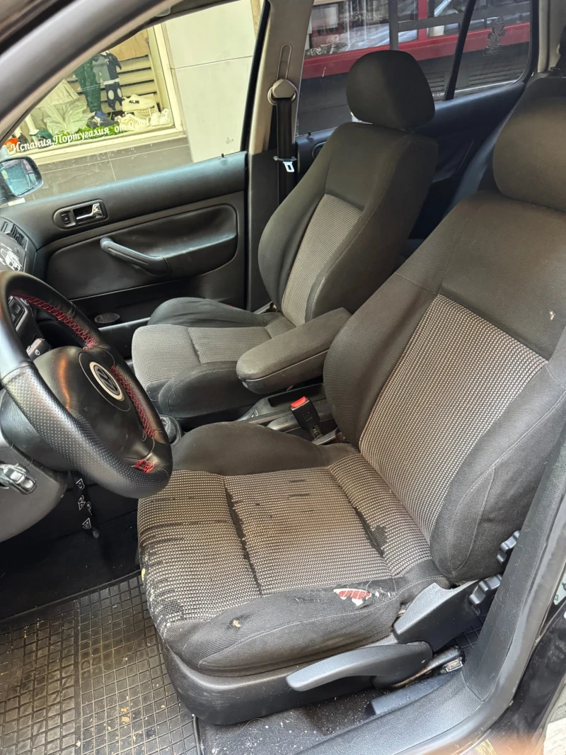 VW Golf, снимка 7 - Автомобили и джипове - 52591248