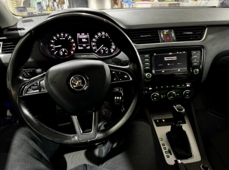 Skoda Octavia 2.0 TDI 150 DSG, снимка 10 - Автомобили и джипове - 52450463