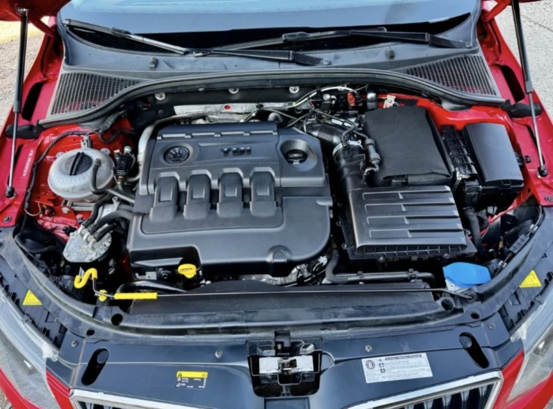 Skoda Octavia 2.0 TDI 150 DSG, снимка 17 - Автомобили и джипове - 52450463
