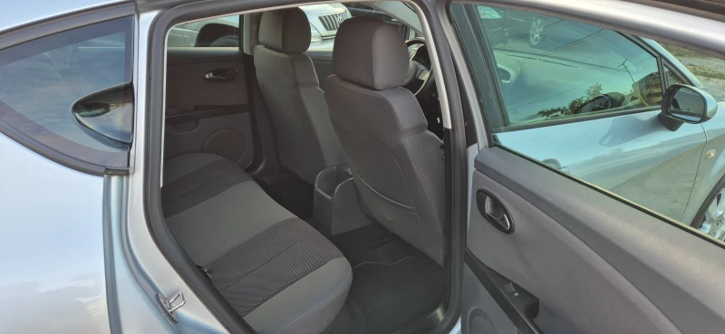 Seat Leon 1.6i GPL, снимка 13 - Автомобили и джипове - 52068476