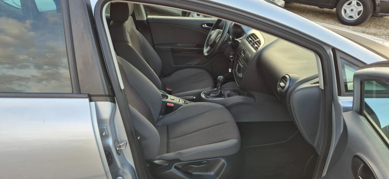Seat Leon 1.6i GPL, снимка 14 - Автомобили и джипове - 52068476