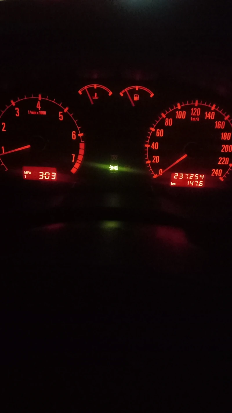 Skoda Octavia 1.6, 101 к.с., снимка 9 - Автомобили и джипове - 52395038