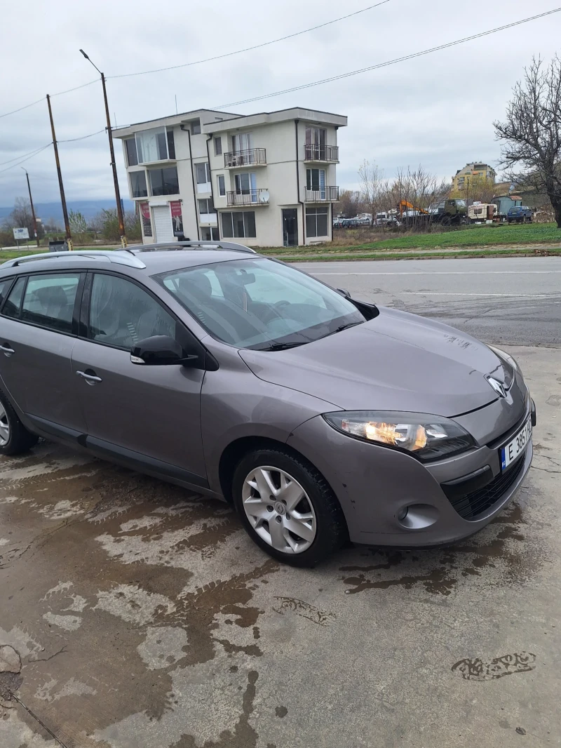 Renault Megane 1.5 dci 110 , снимка 3 - Автомобили и джипове - 52590173