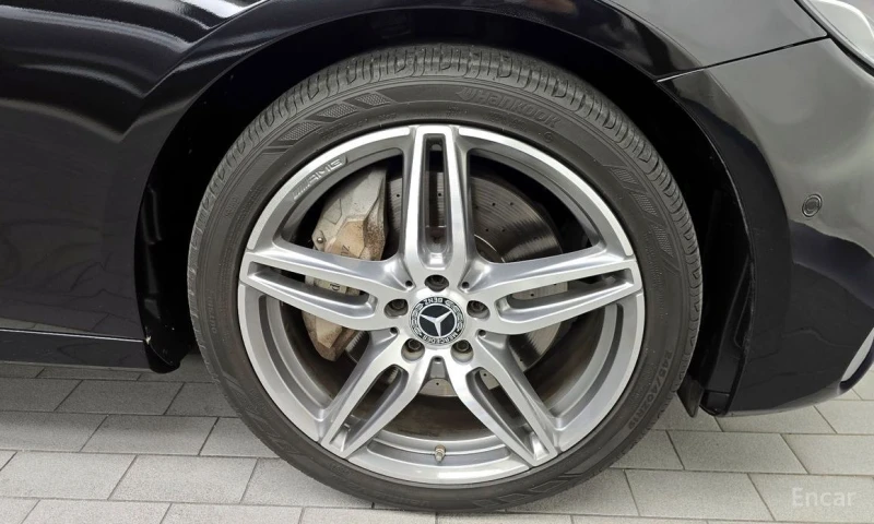 Mercedes-Benz E 300, снимка 5 - Автомобили и джипове - 52700118