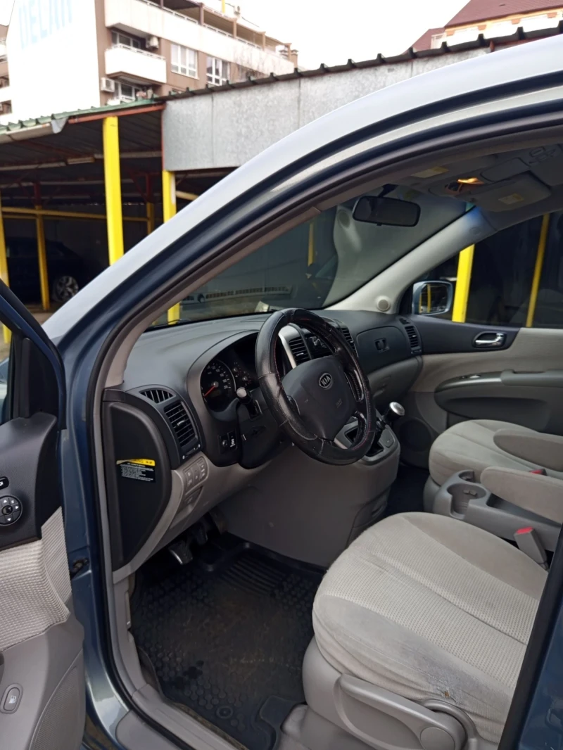 Kia Carnival 2.9 CRDI 16V, снимка 9 - Автомобили и джипове - 53068736