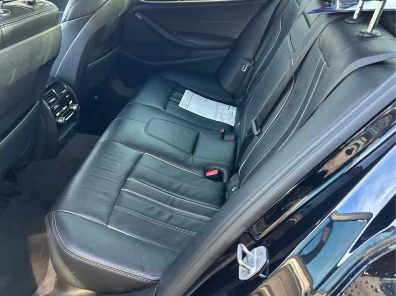 BMW 530 * 530i xDrive * CARFAX * БЕЗ ПЪРВОНАЧАЛНА ВНОСКА, снимка 10 - Автомобили и джипове - 53182415