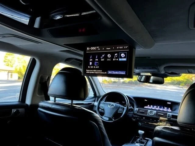 Lexus LS 600 HYBRID * * CARFAX * * АВТО КРЕДИТ * * , снимка 14 - Автомобили и джипове - 53000688