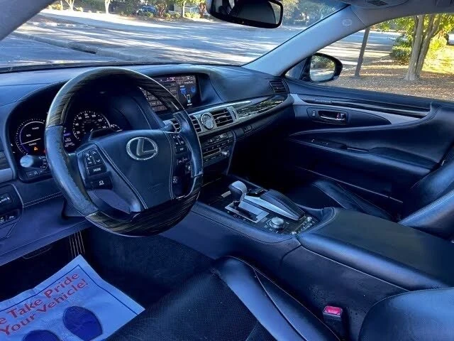 Lexus LS 600 HYBRID * * CARFAX * * АВТО КРЕДИТ * * , снимка 6 - Автомобили и джипове - 53000688