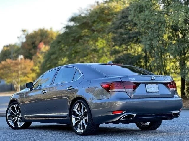 Lexus LS 600 HYBRID * * CARFAX * * АВТО КРЕДИТ * * , снимка 4 - Автомобили и джипове - 53000688