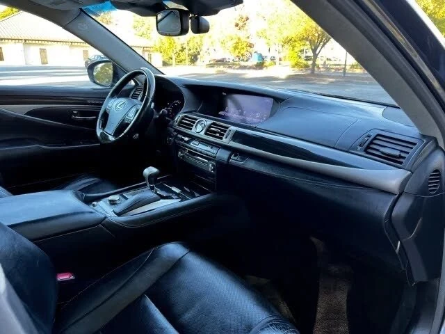 Lexus LS 600 HYBRID * * CARFAX * * АВТО КРЕДИТ * * , снимка 10 - Автомобили и джипове - 53000688