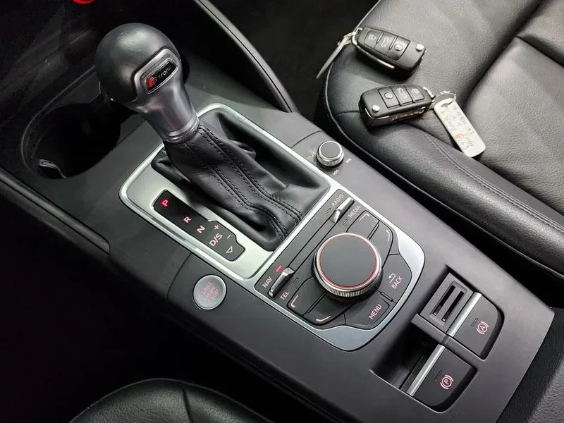 Audi A3 1.6 TDI | Mobile.bg � ����������� 9