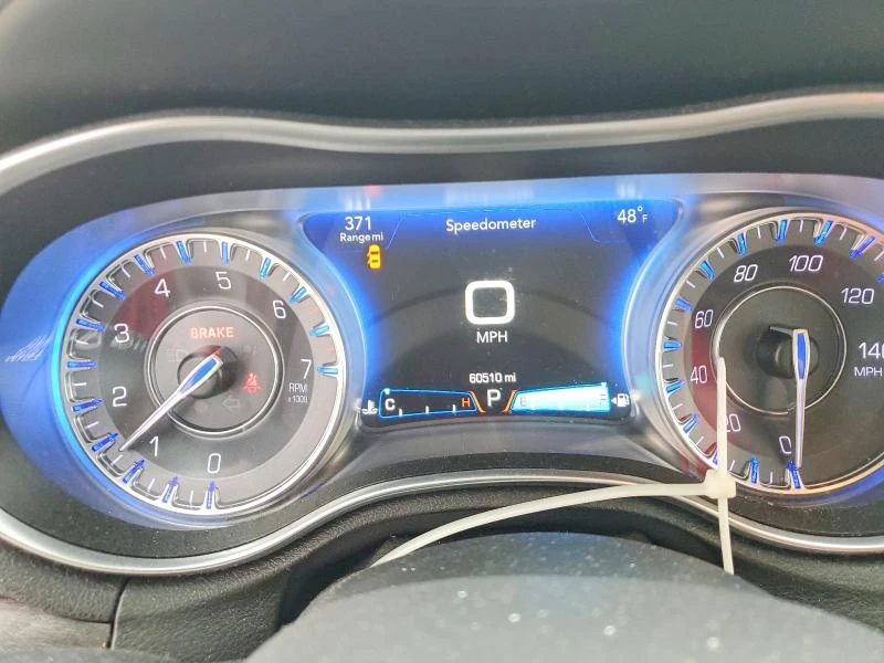 Chrysler 300c 2017 CHRYSLER 300 LIMITED, снимка 8 - Автомобили и джипове - 54220410