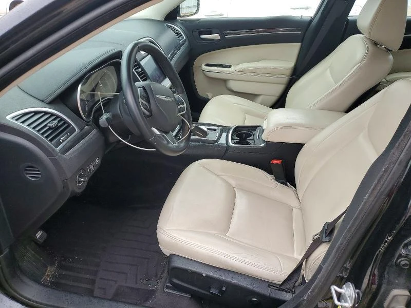 Chrysler 300c 2017 CHRYSLER 300 LIMITED, снимка 7 - Автомобили и джипове - 54220410
