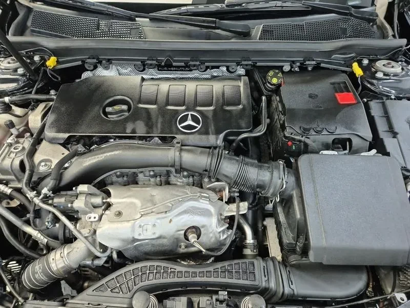 Mercedes-Benz CLA 250 Cla250 4Matic, снимка 5 - Автомобили и джипове - 54746863