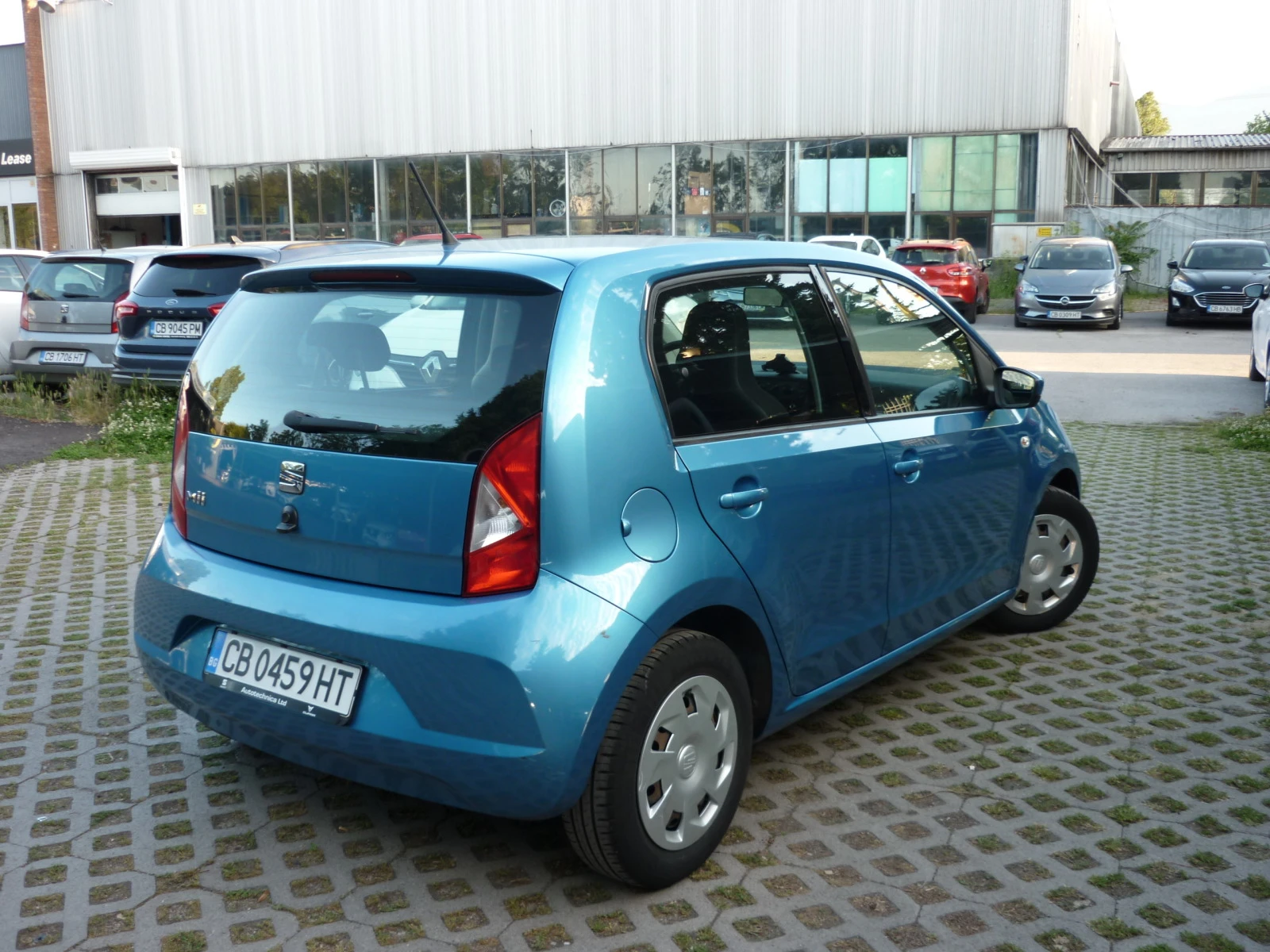 Skoda Citigo 1.0 MPI 75 к.с Seat Mii - изображение 5