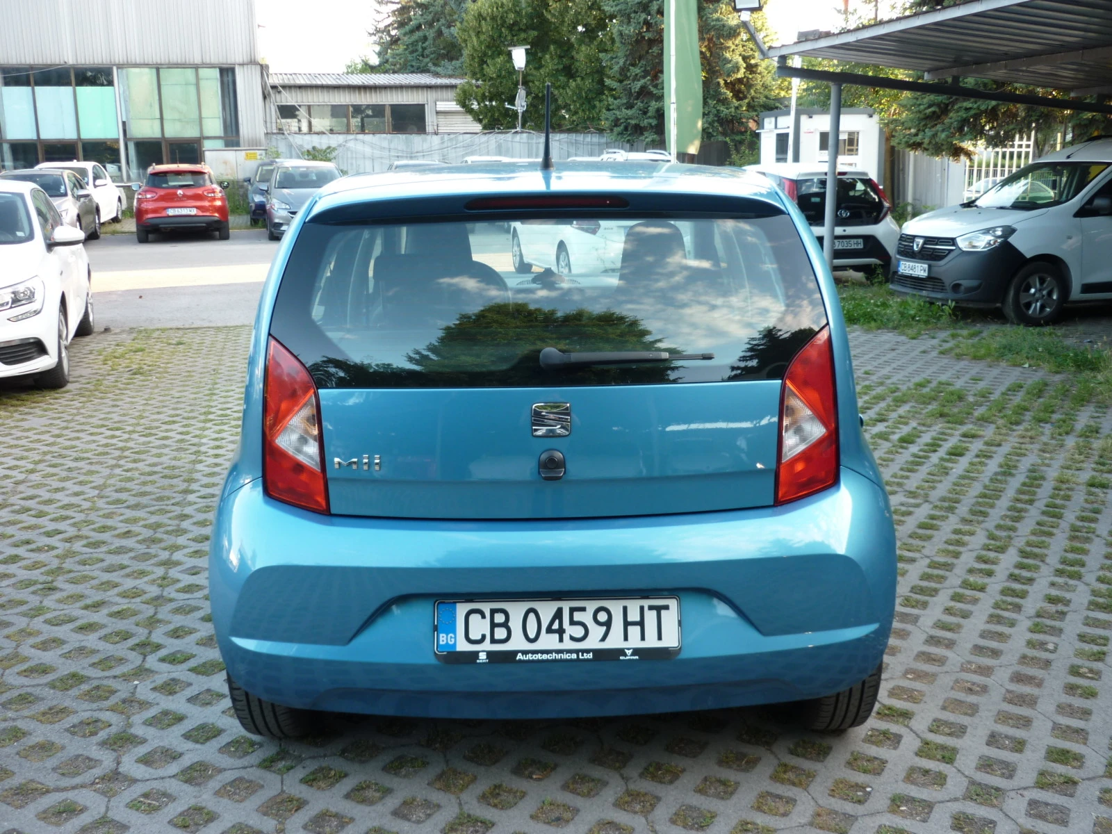 Skoda Citigo 1.0 MPI 75 к.с Seat Mii - изображение 6