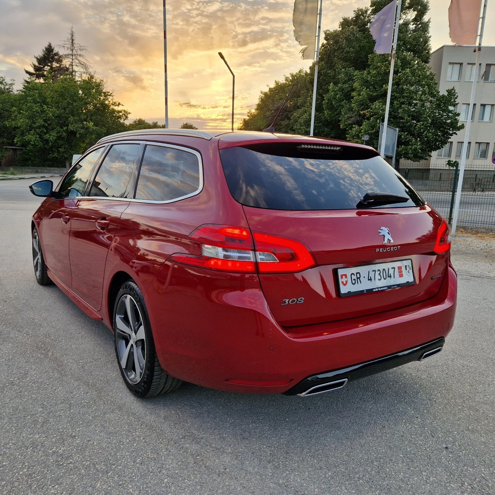 Peugeot 308 2.0HDi GT-LlNE ДИСТРОНИК/МАСАЖ/КЕЙЛЕС/ШВЕЙЦАРИЯ  - изображение 5