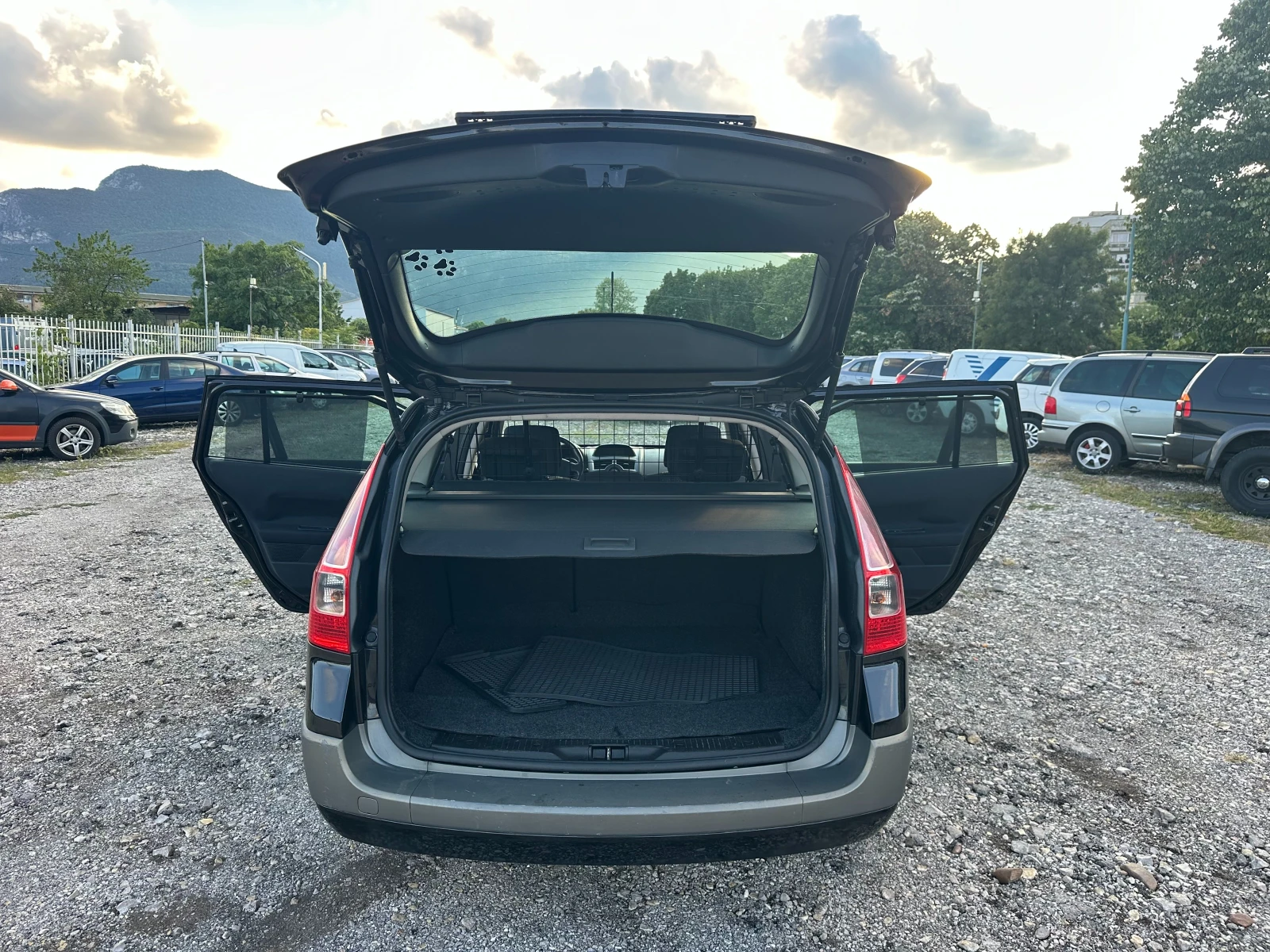 Renault Megane 1.5DCI103kc | Mobile.bg   16