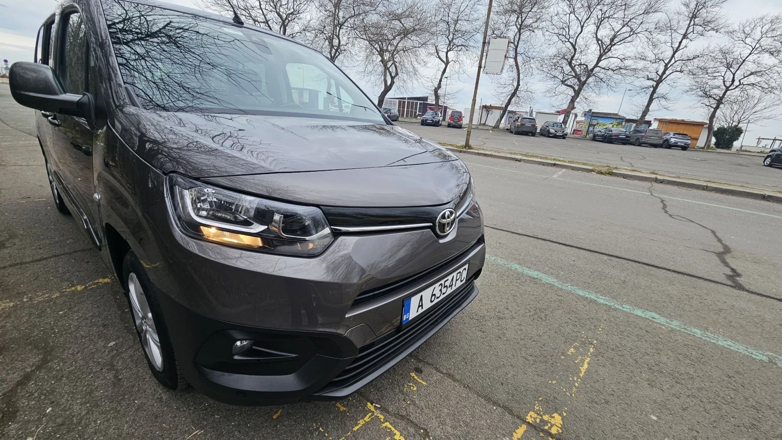 Toyota Proace City Verso 1.2-L-TURBO-7 МЕСТНА, снимка 16 - Автомобили и джипове - 53626293