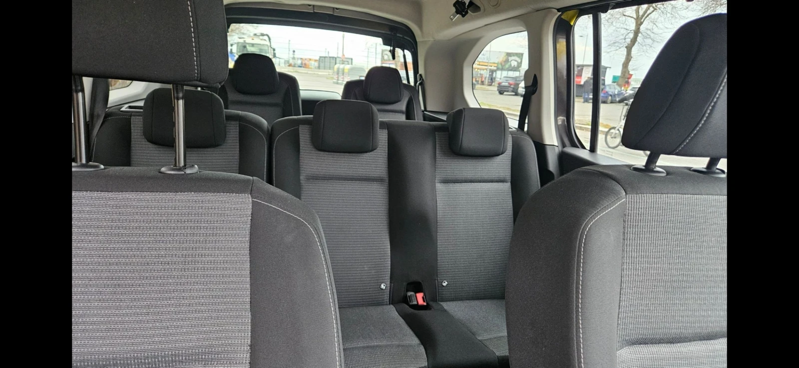 Toyota Proace City Verso 1.2-L-TURBO-7 МЕСТНА, снимка 17 - Автомобили и джипове - 53626293