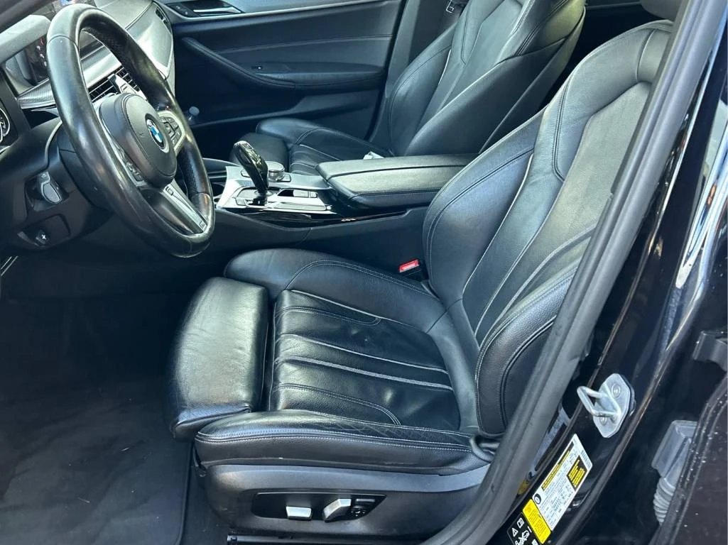 BMW 530 * 530i xDrive * CARFAX * БЕЗ ПЪРВОНАЧАЛНА ВНОСКА - изображение 5